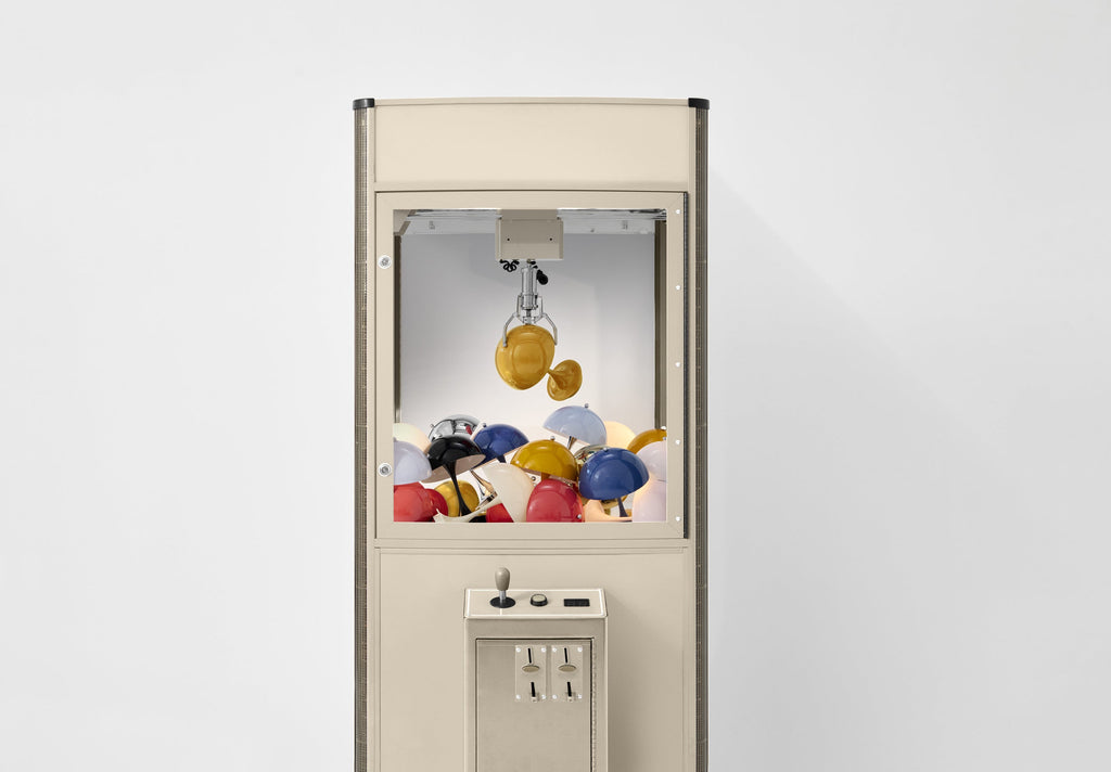 Giveaway - Panthella