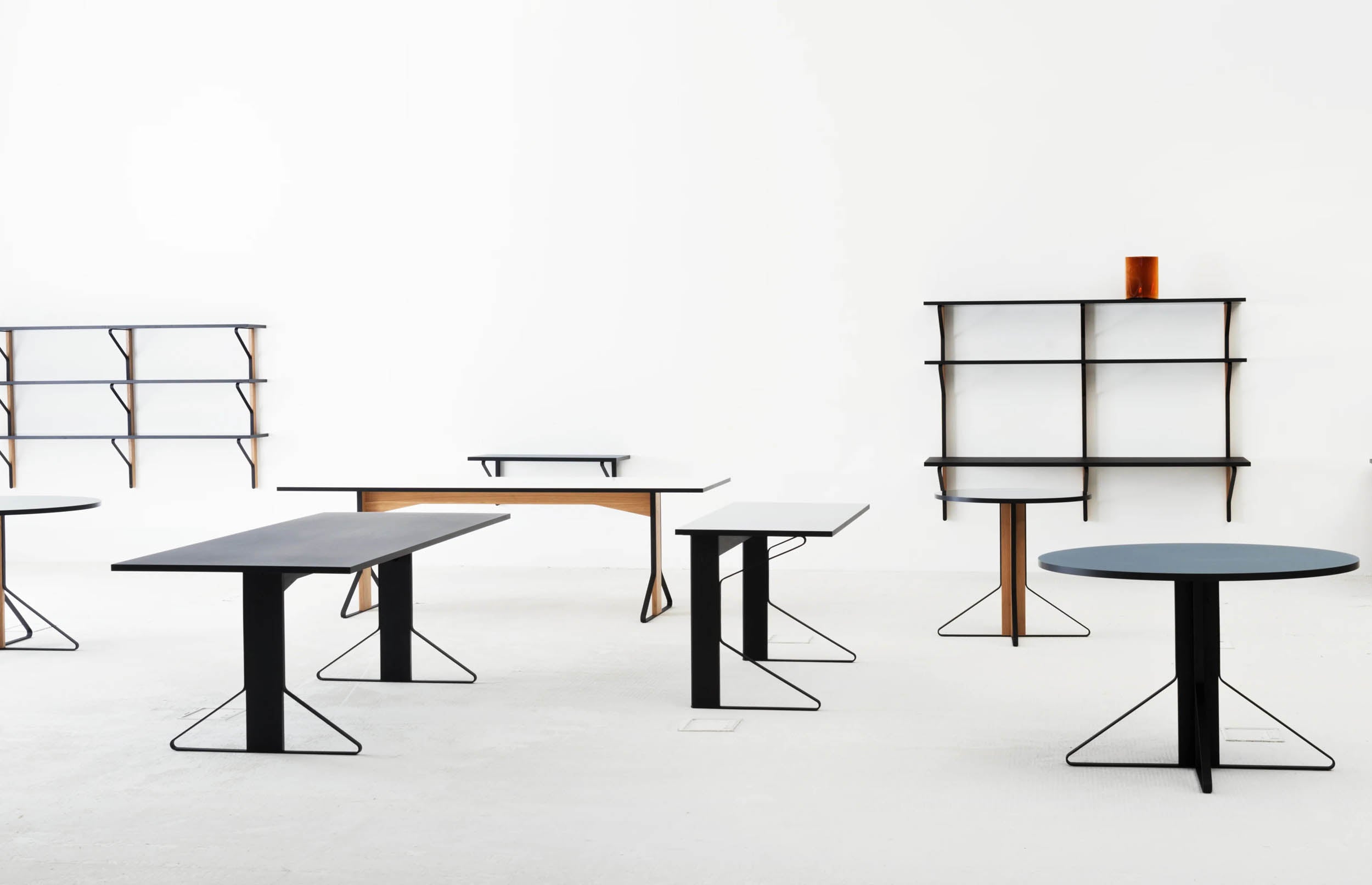 Kaari: a elegância estrutural da Artek reinventada pelos irmãos Bouroullec