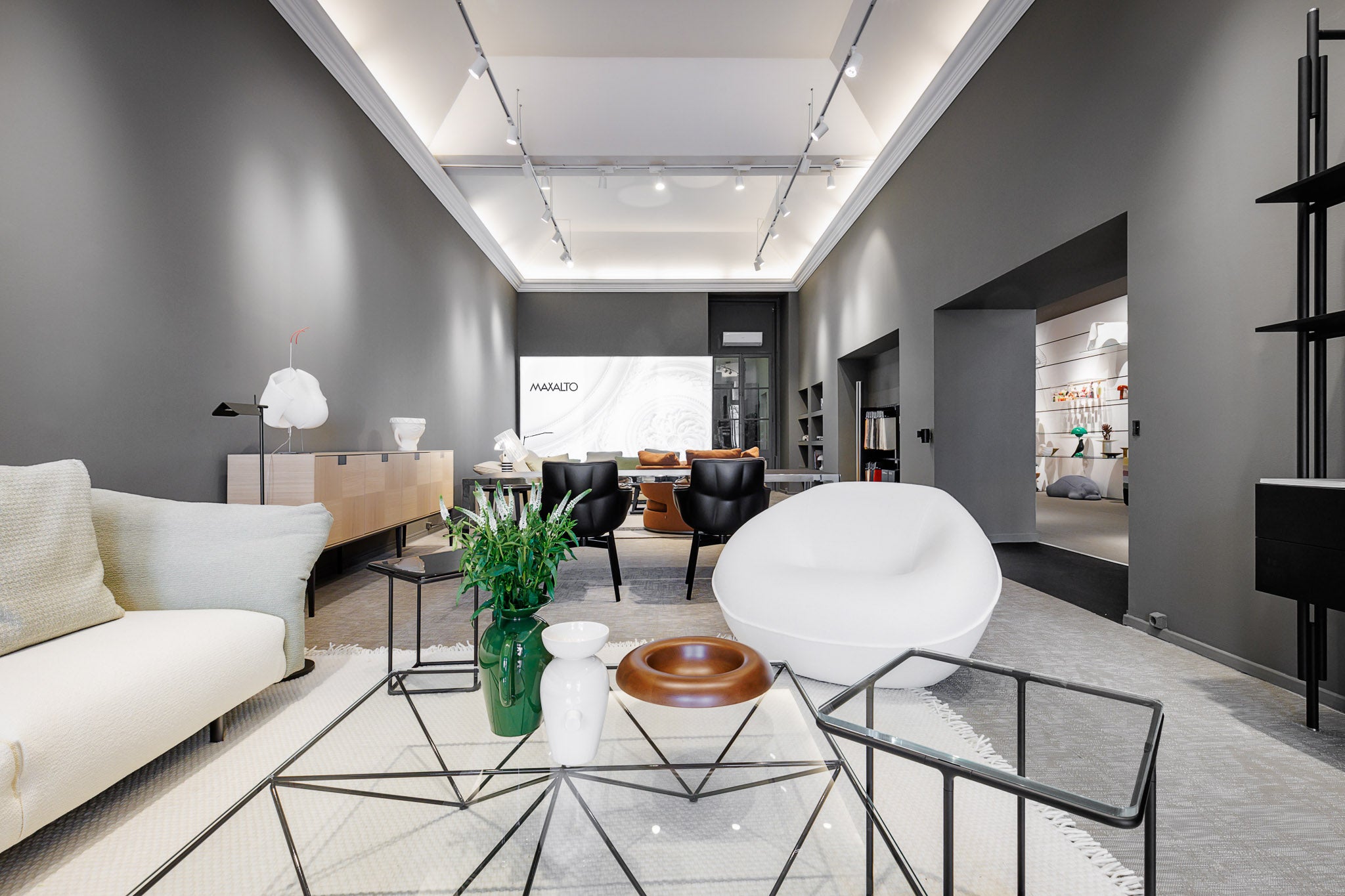 Nova Shop in Shop B&B Italia e Maxalto