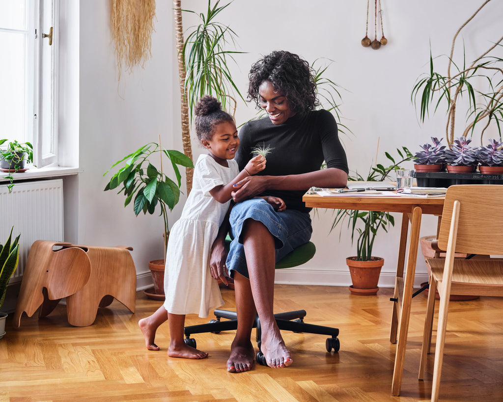 Enter Deborah Choi's home