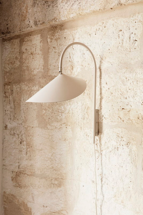 Arum Wall Lamp