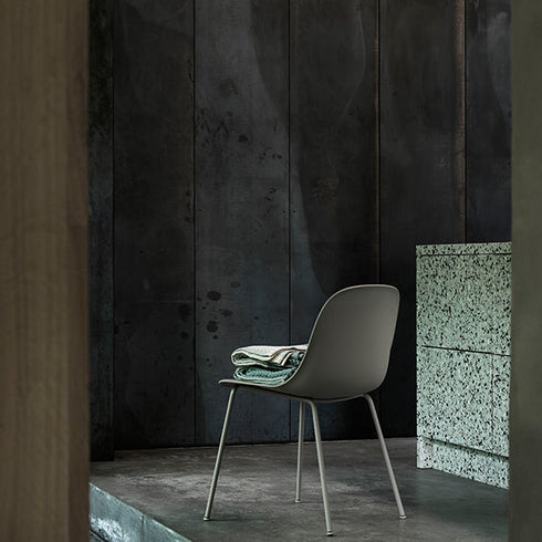 Fiber Side Chair / Tube Base