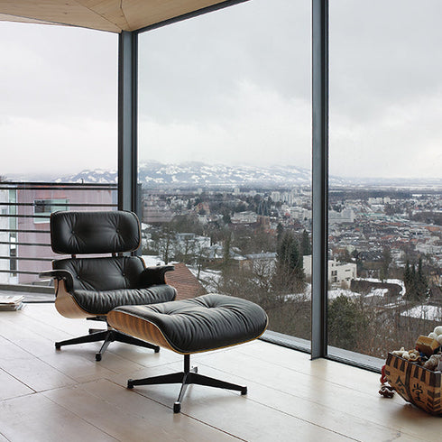 Eames Lounge Otomano / Couro Preto