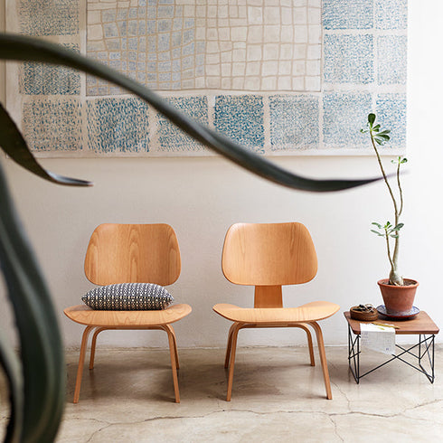 Mesa de Apoio Eames LTR / Cromada