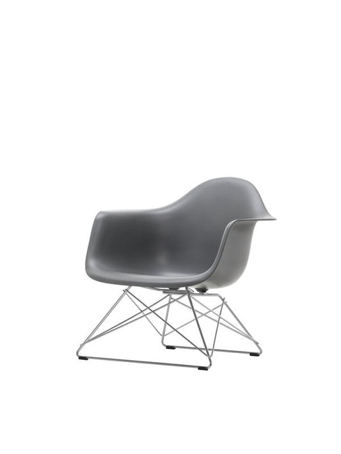 Cadeira Eames LAR