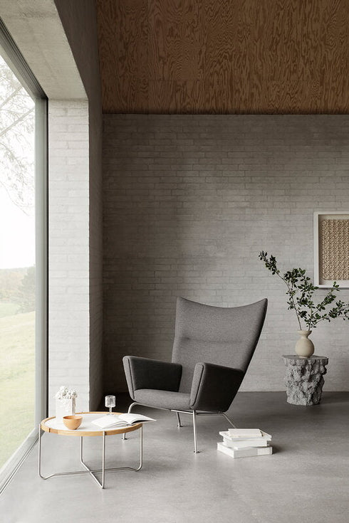 CH445 Wing Lounge CHair / Stainless Steel