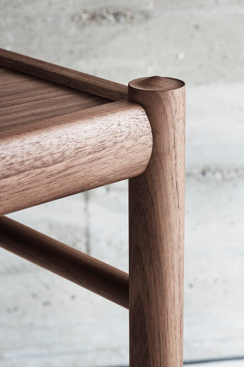 OW449 Colonial Coffee Table