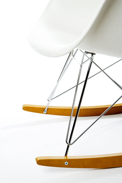 Cadeira Eames RAR / Branca