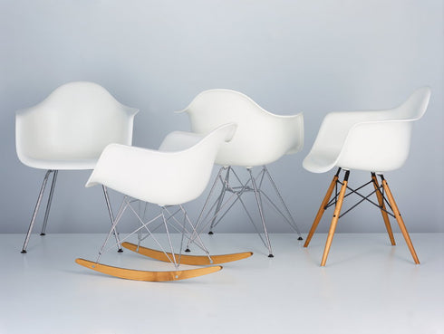Cadeira Eames RAR