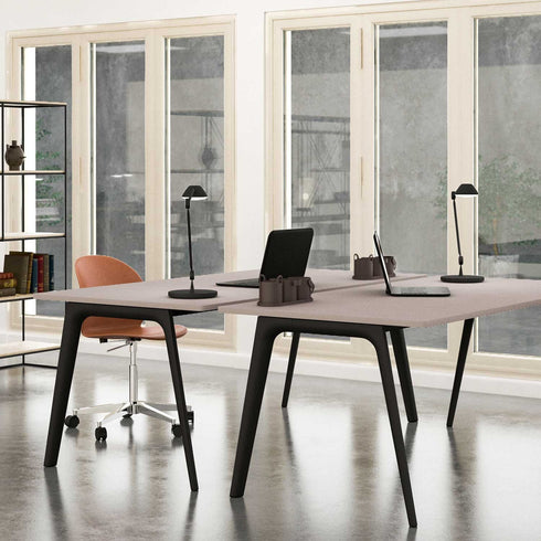 AQ01™ Led Table Lamp