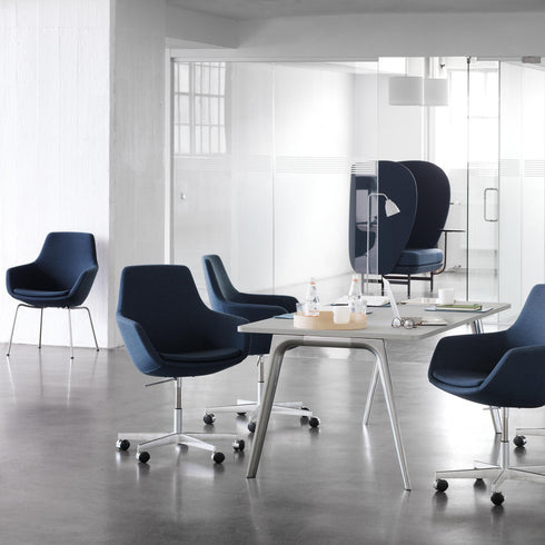 Little Giraffe™ Chair / Chrome Base