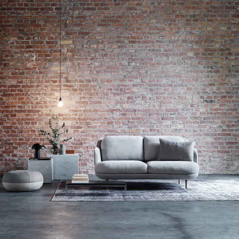 Lune™ Jh200 2-Seater Sofa / Oak Feet