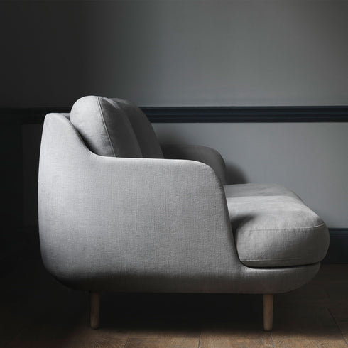 Lune™ Jh200 2-Seater Sofa / Oak Feet