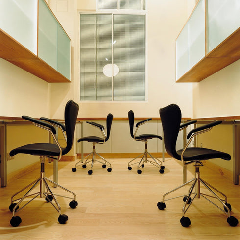 Series 7™ Swivel Armrest Chair / Office Chair