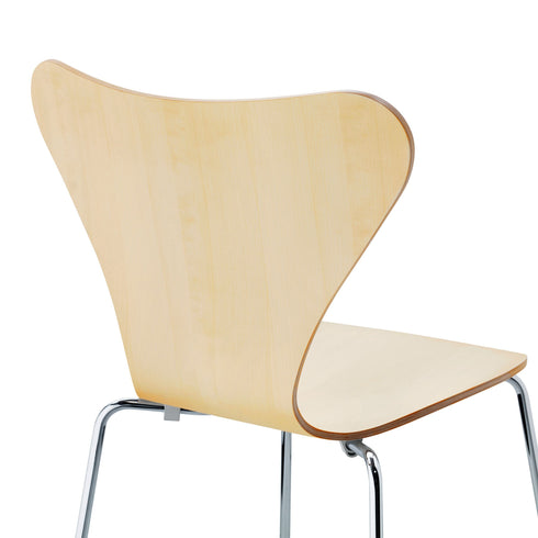 Series 7™ Chair / Natural Veneer