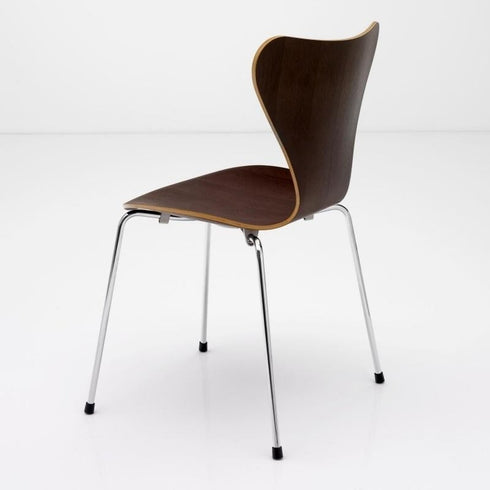 Series 7™ Chair / Natural Veneer