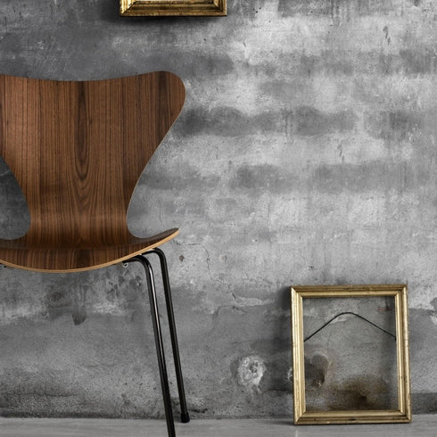 Series 7™ Chair / Natural Veneer