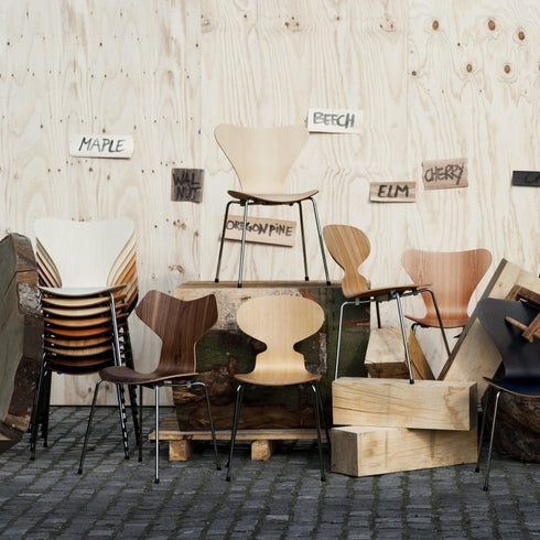 Series 7™ Chair / Natural Veneer