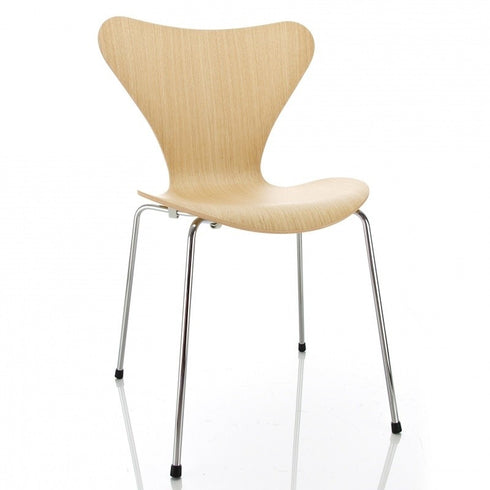 Series 7™ Chair / Natural Veneer