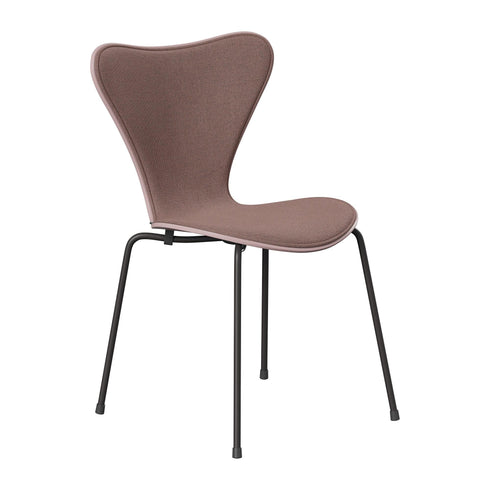 Series 7™ Chair Upholstered / Warm Graphite Base