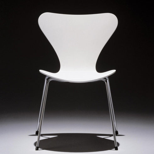 Series 7™ Chair / Lacquered