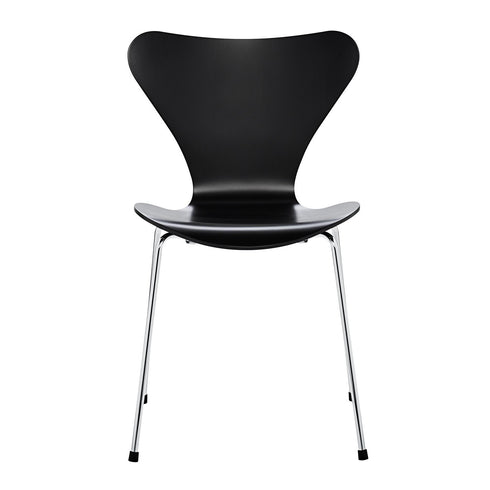 Series 7™ Chair / Lacquered