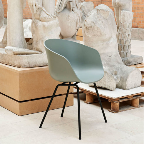 About a Chair AAC 26 Black Steel Base