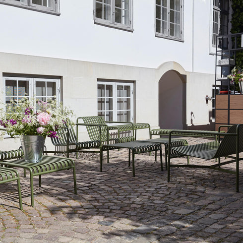 Palissade Outdoor Lounge Sofa