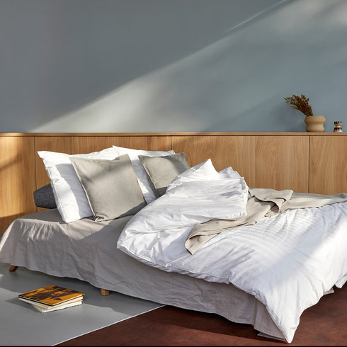 Cubed 02 Sofa Bed Oak / 148x98cm