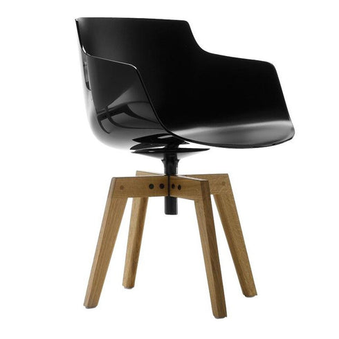 Flow Slim Armchair / Oaken Legs