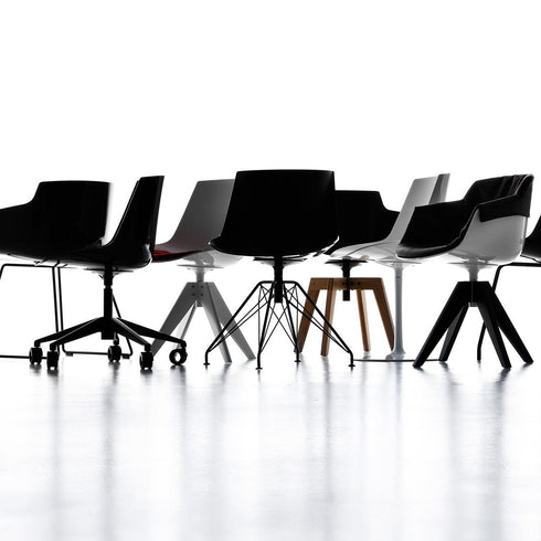 Flow Chair / Oak Legs / VN