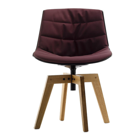 Flow Chair / Upholstered Frame / Oak