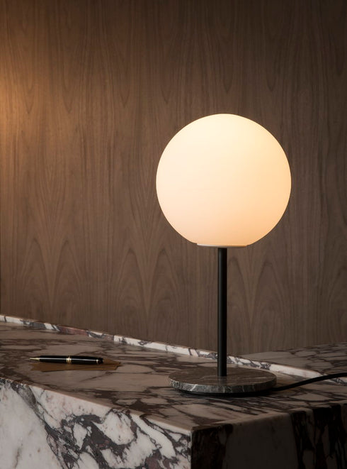 Tr Bulb Table Lamp