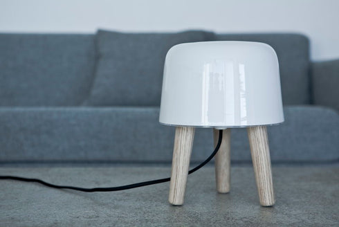 Milk NA1 Table Lamp