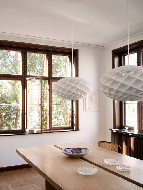 Patera 500 Oval Pendant