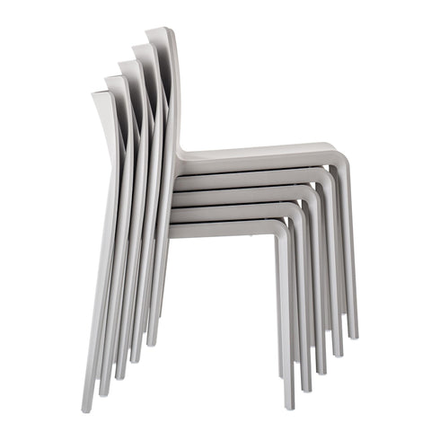 Volt 670 Garden Chair