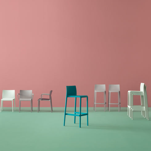 Volt 678 Outdoor Bar Stool