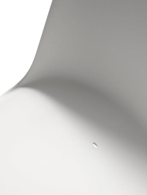 Rely Outdoor HW70 Chair