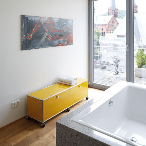 USM Haller Hi-Fi/TV Board With 2 Folding Boards