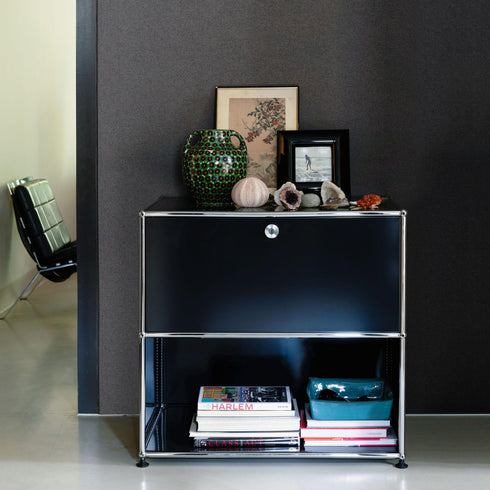 USM Haller Shelf With 1 Falling Board