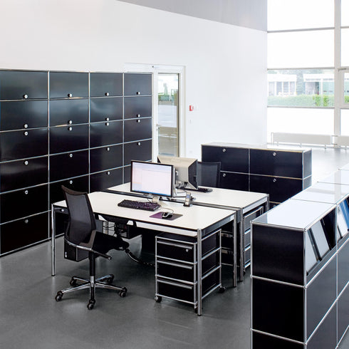 USM Haller Container With Wheels & 3 Drawers