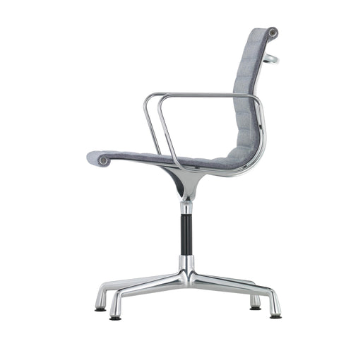 EA 104 aluminum chair / Armchair / Chrome / Swivel