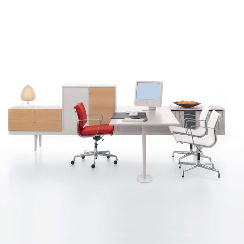 EA 208 Soft Pad Chair / Polished Base