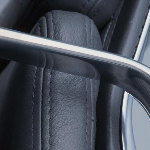 EA 219 Soft Pad Chair / Polished Base