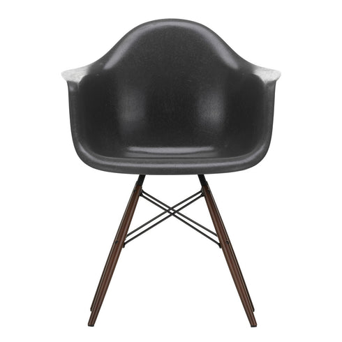 Eames DAW Fiberglass Armchair / Dark Maple Base
