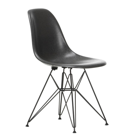 Eames DSR Chair in Fiberglass / Black Base