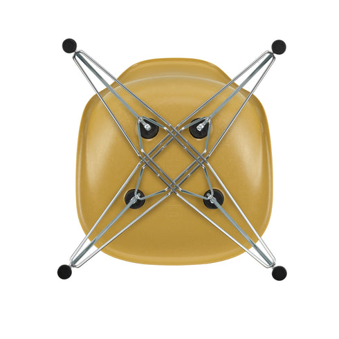 Eames Chair in DSR Fiberglass / Chrome Base