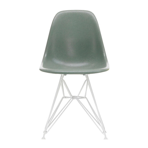 Eames Chair in DSR Fiberglass / White Base