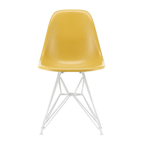 Eames Chair in DSR Fiberglass / White Base