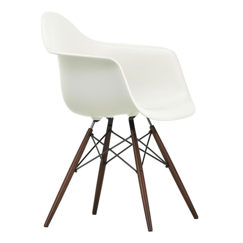 Eames DAW Plastic Armchair / Dark Maple Base